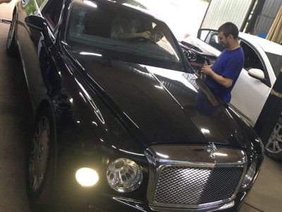 Установка лобового стекла Bentley Mulsanne 4D Sedan 2010-