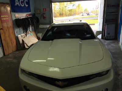 Установка лобового стекла Chevrolet Camaro 2D 2011-2013