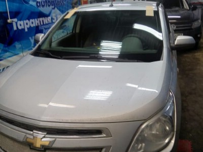 Установка лобового стекла Chevrolet Cobalt Ravon R4 4D SED 2011-