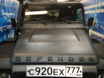 Установка лобового стекла Land Rover Defender 2002