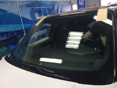 Установка лобового стекла Range Rover Sport L494 2013-