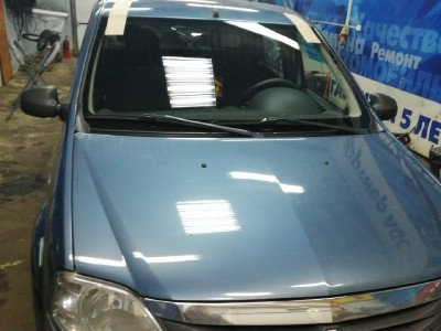 Установка лобового и заднего стекла Renault Logan -