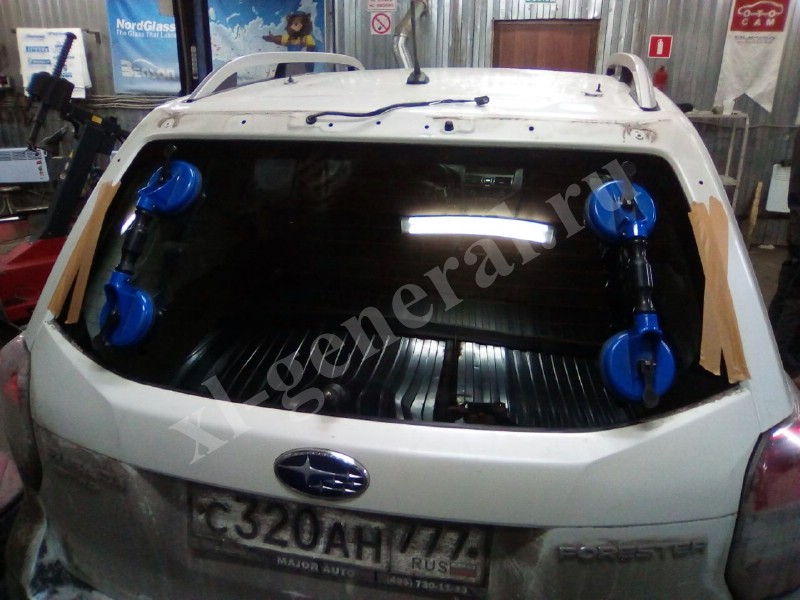 Заднее стекло Subaru Forester 2013-
