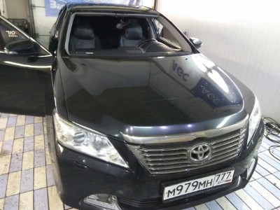 Установка лобового стекла Toyota Camry 4D SED 2011-