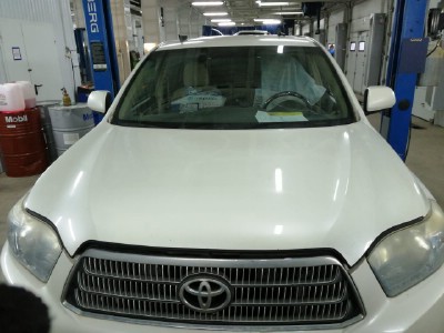 Установка лобового стекла Toyota Highlander Kluger GSU40 2008-