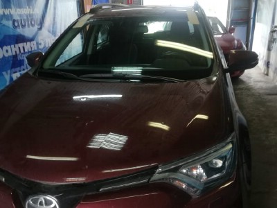Установка лобового стекла Toyota Rav 4 2016-