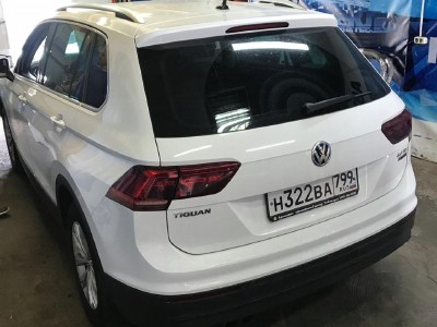 Установка лобового стекла Volkswagen Tiguan 2016-