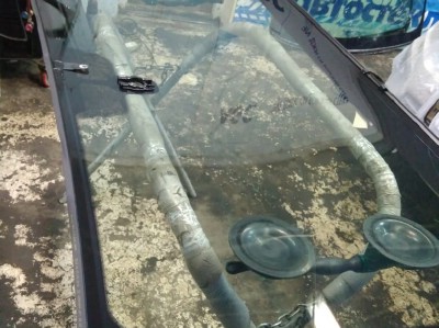 Установка лобового стекла Vollswagen Touareg 5D 2010-2018