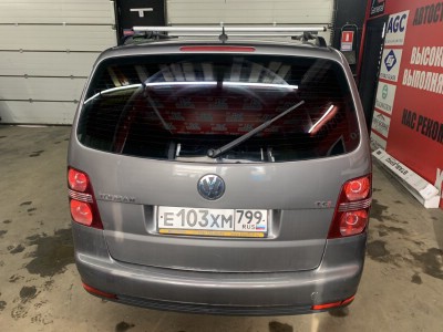 Установка лобового стекла Volkswagen Touran -