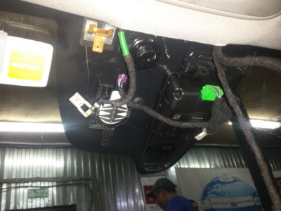 Установка лобового стекла Volvo S60 II 2012-