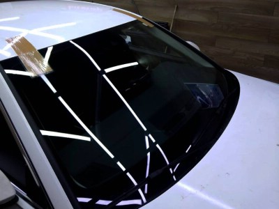 Установка лобового стекла Audi A6 2018-