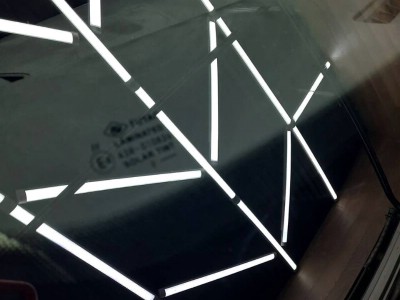 Установка лобового стекла Audi Q3 2011-2019