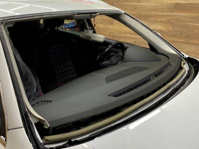 Установка лобового стекла Audi Q5