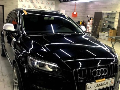 Установка лобового стекла Audi Q7 -