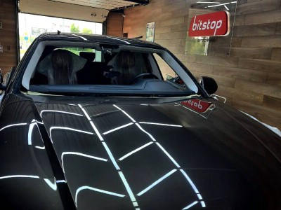 Установка лобового стекла Audi Q8 2019-