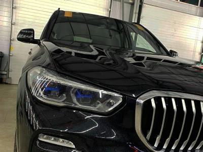 Установка лобового стекла BMW X5 G05 -