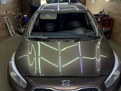 Установка лобового стекла Kia Ceed -