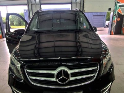 Установка лобового стекла Mercedes-Benz Vito W447 -