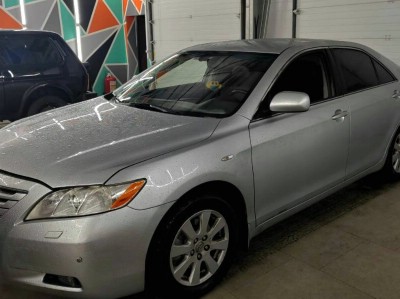 Установка лобового стекла Toyota Camry V40 2006-2011