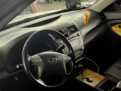 Установка лобового стекла Toyota Camry V40 2006-2011