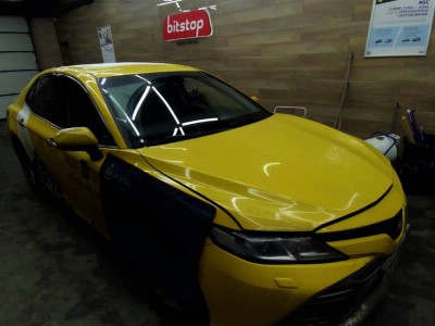 Установка лобового стекла Toyota Camry V70 2018-