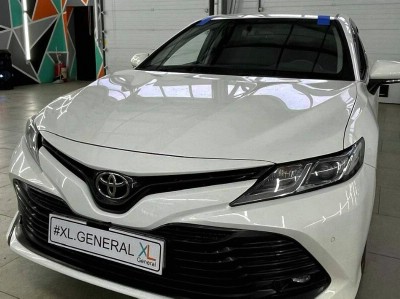 Установка лобового стекла Toyota Camry XV70 -