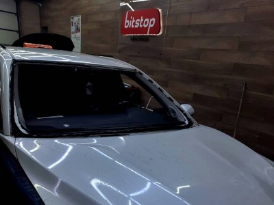 Установка лобового стекла Toyota Camry XV70 2005-2014