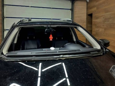 Установка лобового стекла Toyota Rav IV 2013-2019