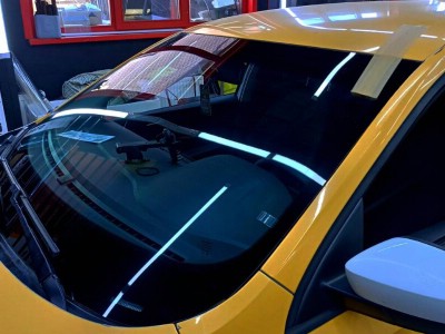 Установка лобового стекла Volkswagen Jetta 2015-