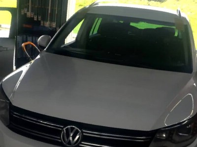 Установка лобового стекла Volkswagen Tiguan 2006-2017