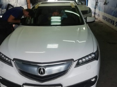 Установка лобового стекла Acura TLX 2015-