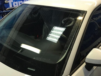 Установка лобового стекла Audi A3 -