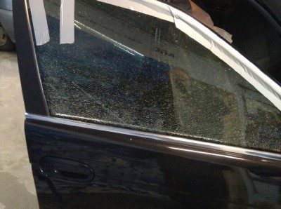 Установка бокового стекла BMW E39 -