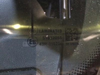 Установка лобового стекла Daf XF105 2006-