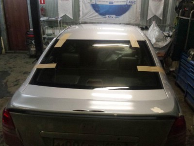 Установка лобового стекла Lifan Solano sedan  XYG -