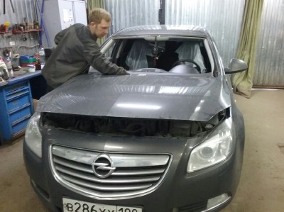 Установка лобового стекла Opel Insignia 2008-