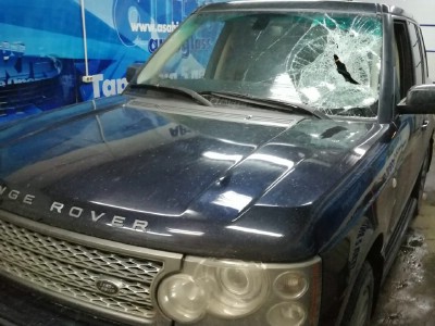 Установка лобового стекла Range Rover 2002-2004