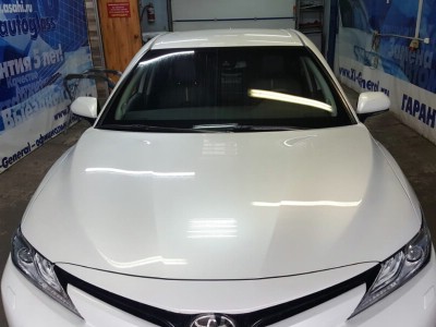 Установка лобового стекла Toyota Camry 4D Sed 2018-