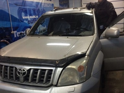Установка лобового стекла Toyota Prado 120 -