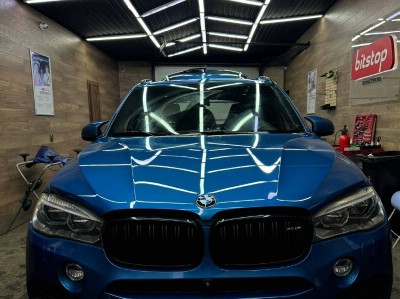 Установка лобового стекла BMW X5 F15 2013-2018