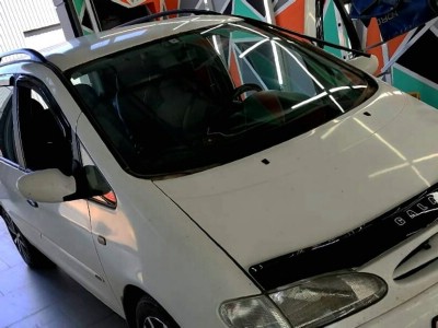 Автостекло Ford Galaxy I 1995-2000