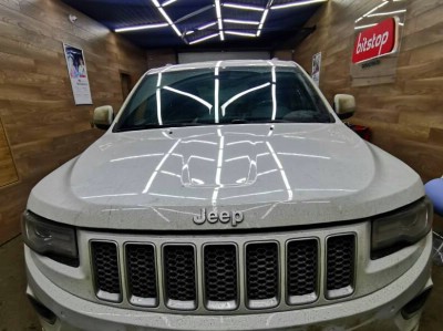 Установка лобового стекла Jeep Grand Cherokee IV 2013-