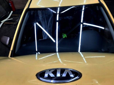 Установка лобового стекла Kia Rio IV 2017-