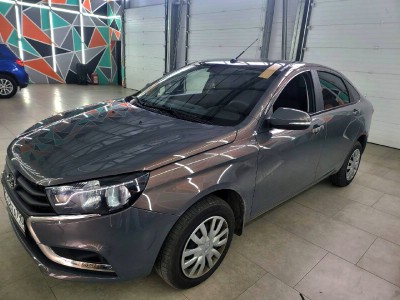 Установка автостекла Lada Vesta 2015-