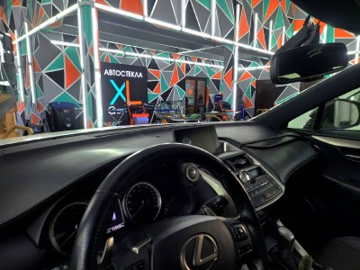 Установка лобового стекла Lexus NX 2014-