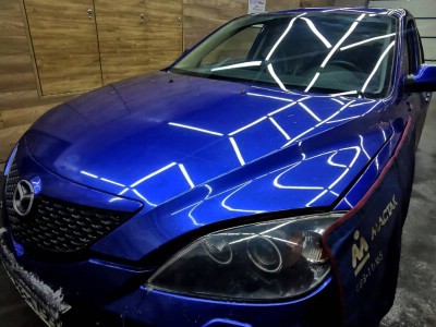 Установка лобового стекла Mazda 3 2006-2009