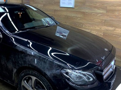 Установка лобового стекла Mercedes E-class W213 2016-