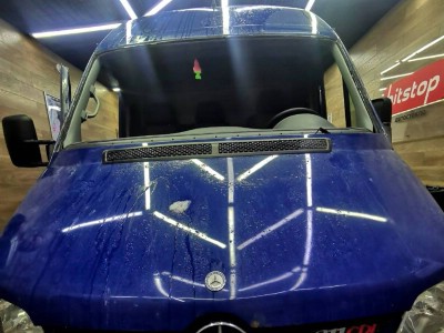 Установка лобового стекла Mercedes Sprinter 1994-2006