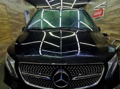 Установка лобового стекла Mercedes W447 2014-2019