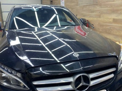Установка лобового стекла Mercedes W205 2014-